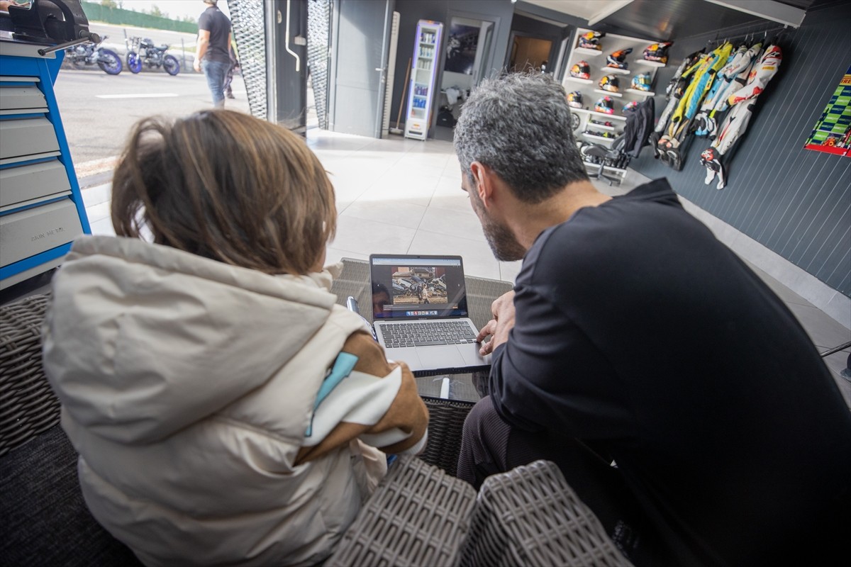 Türkiye Motosiklet Federasyonu (TMF) Milli Takımlar Kaptanı Kenan Sofuoğlu, Anadolu Ajansının (AA)...