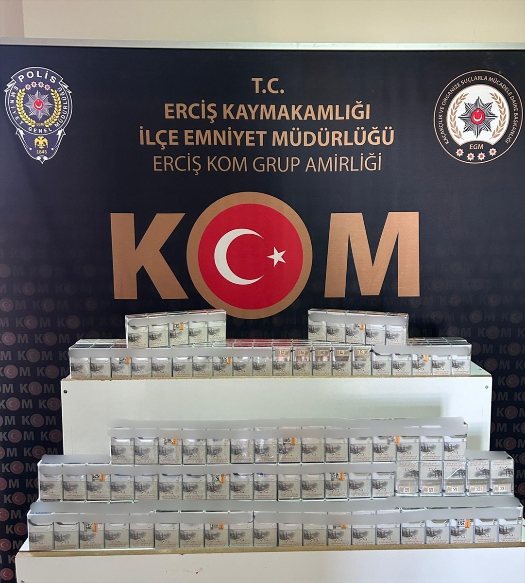 Van&#039;da kaçakçılık operasyonlarında uzun namlulu silah ve çeşitli miktarda gümrük kaçağı malzeme...