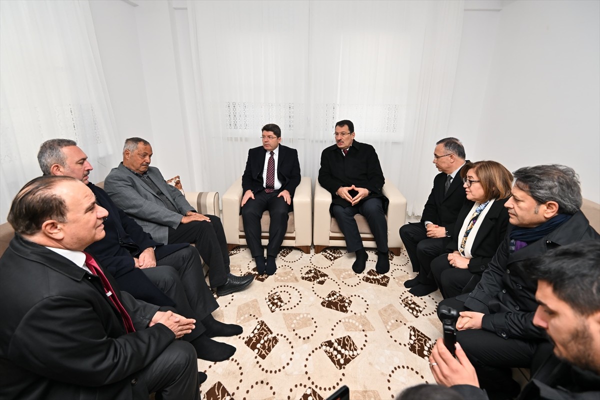 Adalet Bakanı Yılmaz Tunç, 6 Şubat 2023'teki depremin ikinci yıl dönümü anma programları...