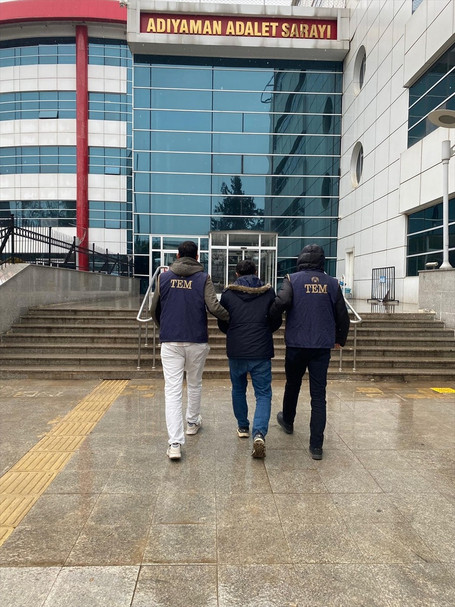 Adıyaman'da, hakkında 7 yıl 6 ay kesinleşmiş hapis cezası bulunan terör örgütü PKK/KCK hükümlüsü...