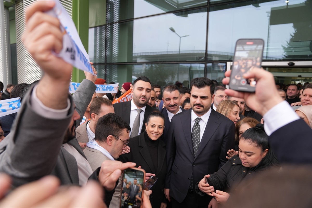 AK Parti Genel Sekreteri ve İzmir Milletvekili Eyyüp Kadir İnan, İzmir Valiliği ve partisinin...