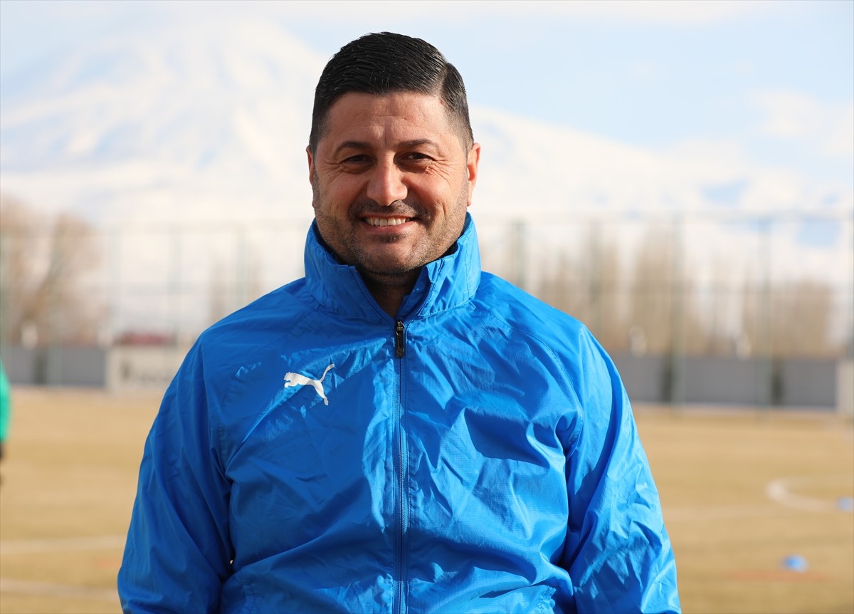 Alagöz Holding Iğdır FK, Ahlatçı Çorum FK maçından 3 puan alarak ligde yükselişe geçmek istiyor....