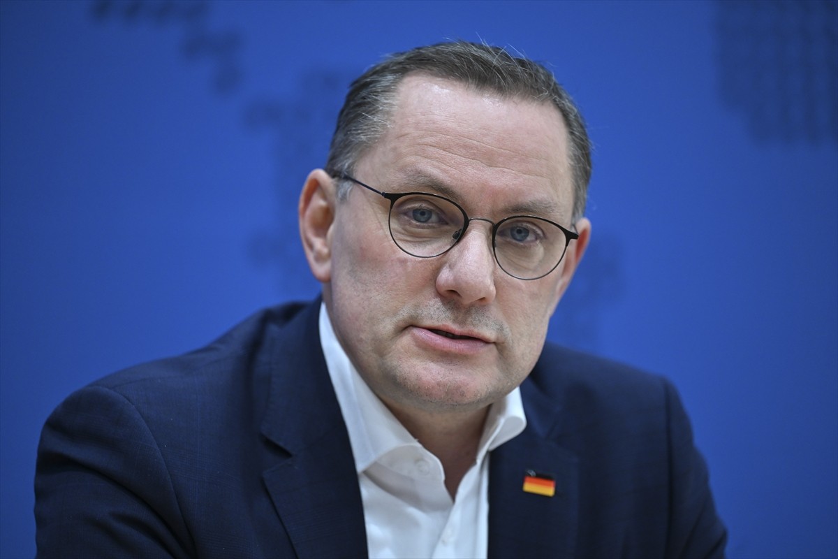Almanya'da aşırı sağcı Almanya için Alternatif (AfD) Partisi Eş Genel Başkanı Tino Chrupalla...