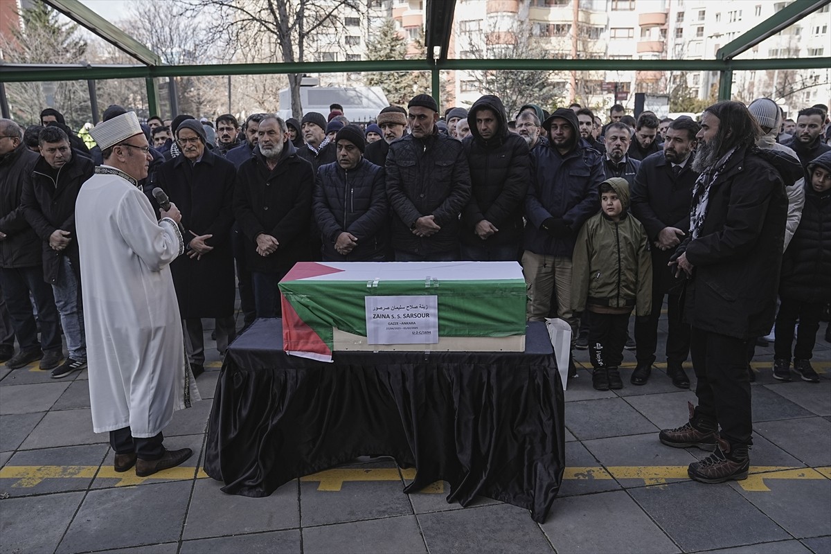 Ankara Filistin Dayanışma Platformu üyeleri, ABD Başkanı Donald Trump'ın Gazze'ye yönelik...