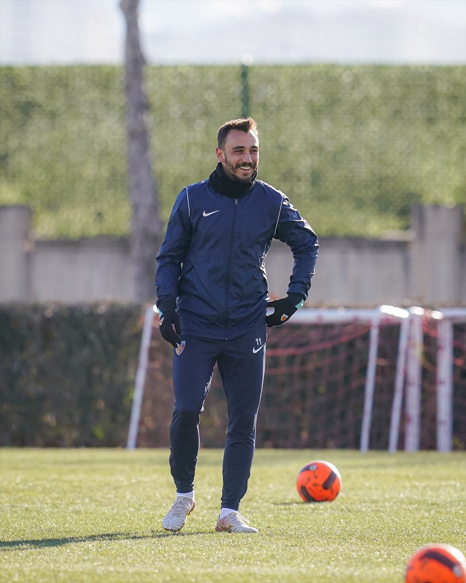 Bellona Kayserispor, Trendyol Süper Lig'in 25. haftasında Göztepe ile sahasında oynayacağı maçın...