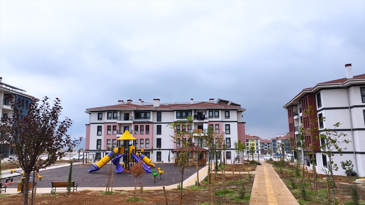 Çevre, Şehircilik ve İklim Değişikliği Bakanı Murat Kurum, Kahramanmaraş merkezli 6 Şubat...