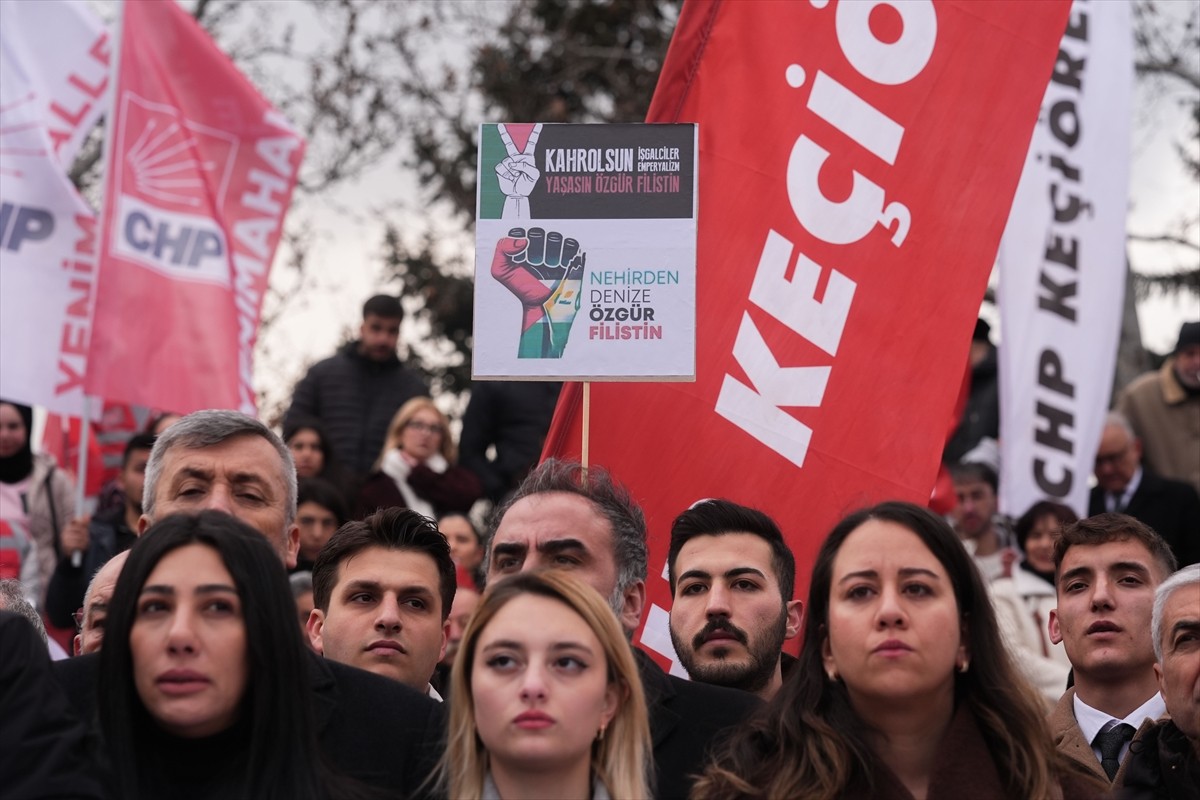 Cumhuriyet Halk Partisi (CHP) Ankara İl Başkanlığı tarafından, ABD Başkanı Donald Trump'ın Gazze...