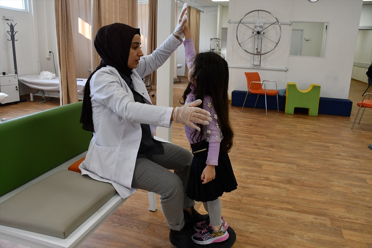 Depremlerde uzuvlarını kaybedenler ile ortopedik tedaviye ihtiyaç duyanlar için 2 yıl önce...