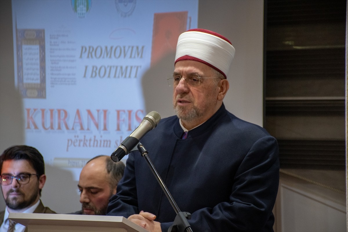 Diyanet İşleri Başkanlığı, Türkiye Diyanet Vakfı (TDV) ve Kosova İslam Birliği işbirliğinde basımı...