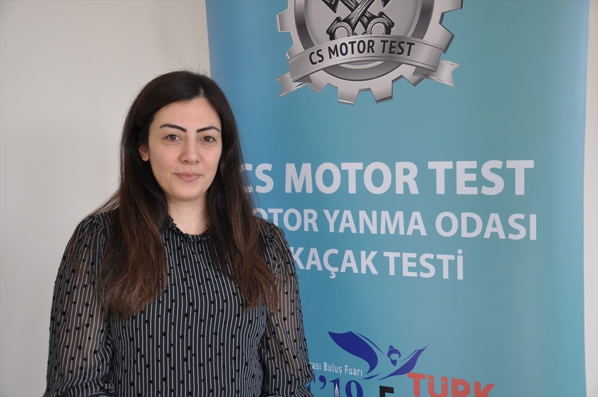 Eskişehir'de biyolog İlker Acar ve ekibi, satın aldıkları ikinci el otomobilin motor yanma odası...