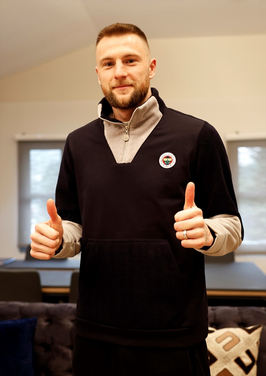 Fenerbahçe'nin yeni transferi Milan Skriniar, açıklamalarda bulundu.