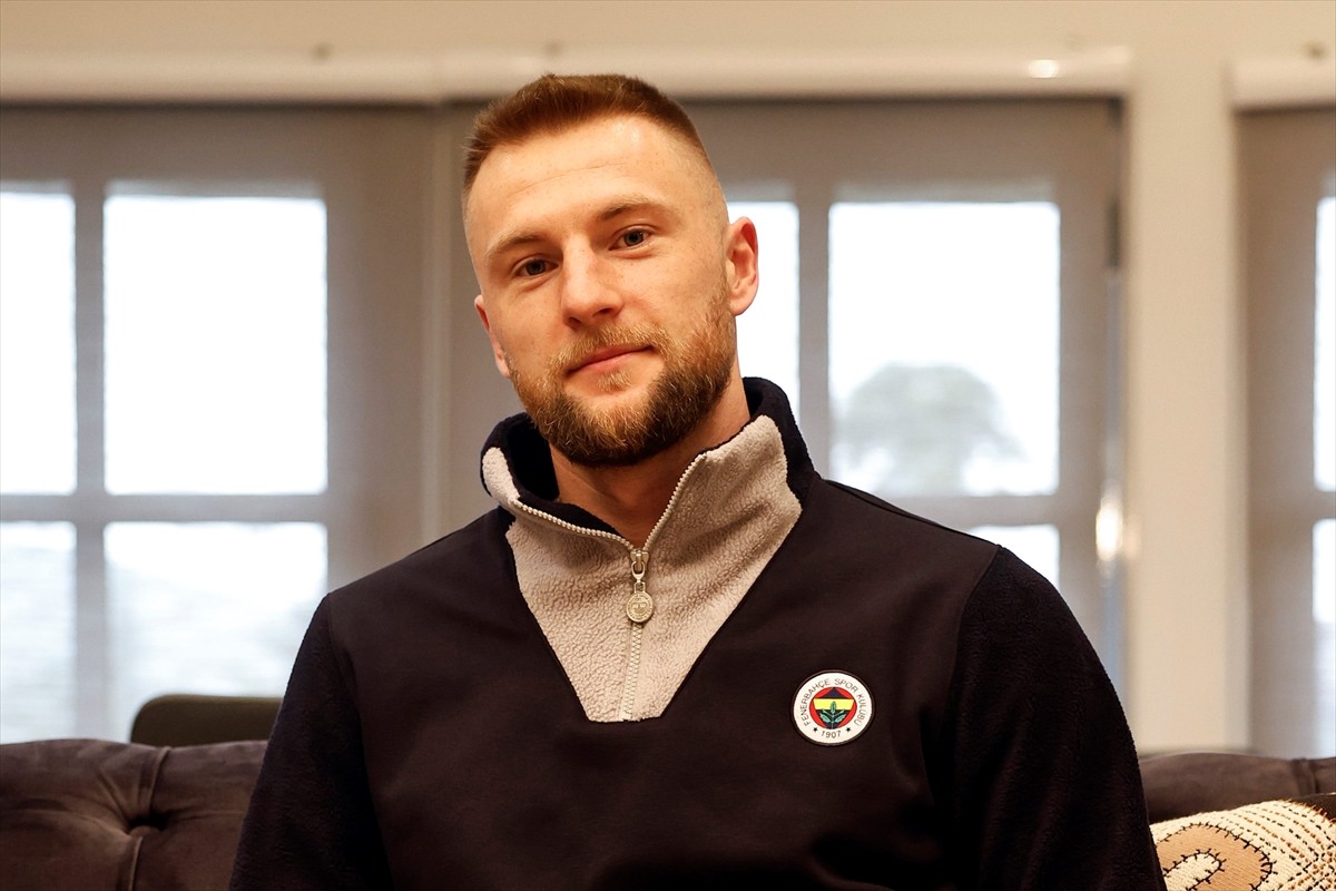 Fenerbahçe'nin yeni transferi Milan Skriniar, açıklamalarda bulundu.