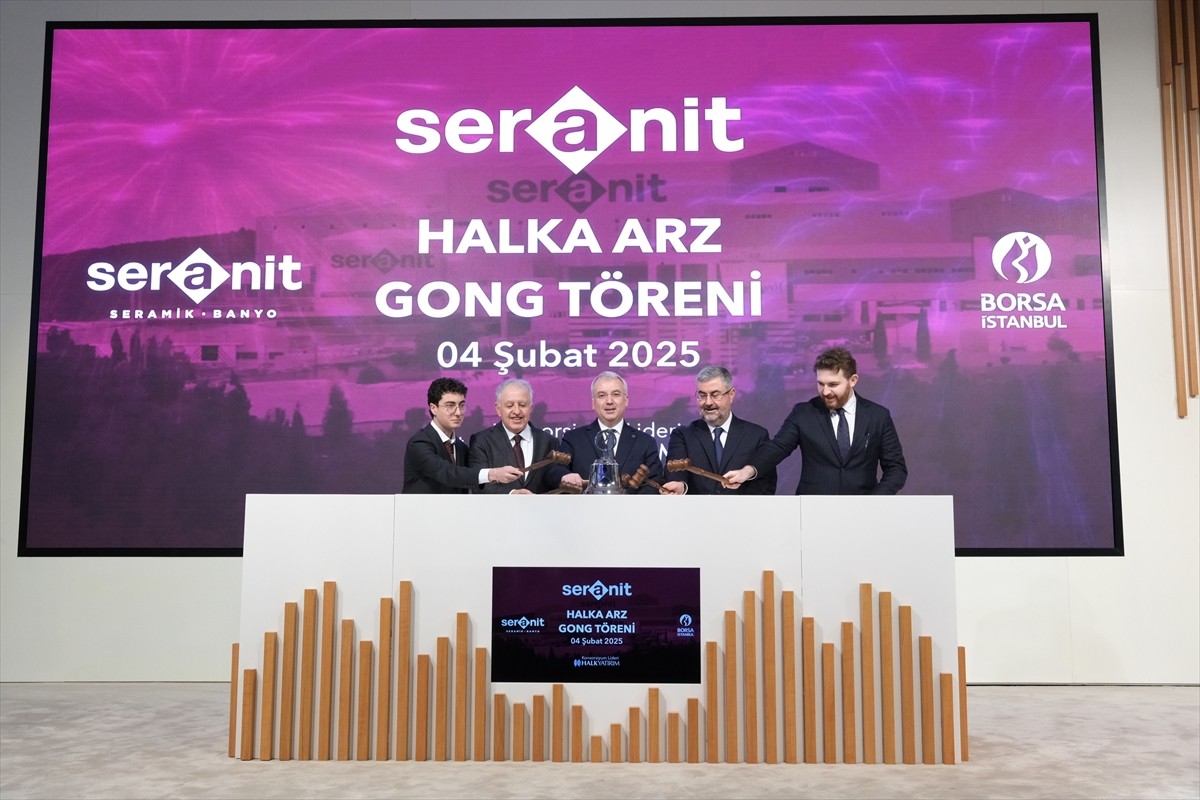 Granit seramik ve teknik porselen üreticisi Seranit, Borsa İstanbul'da düzenlenen gong töreniyle...