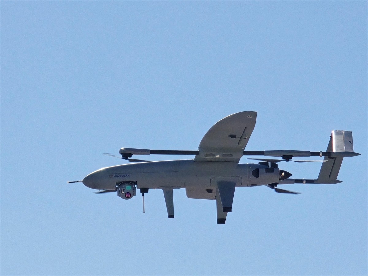 HAVELSAN tarafından geliştirilen yeni insansız hava aracı (İHA) BULUT, sahip olduğu yeteneklerle...