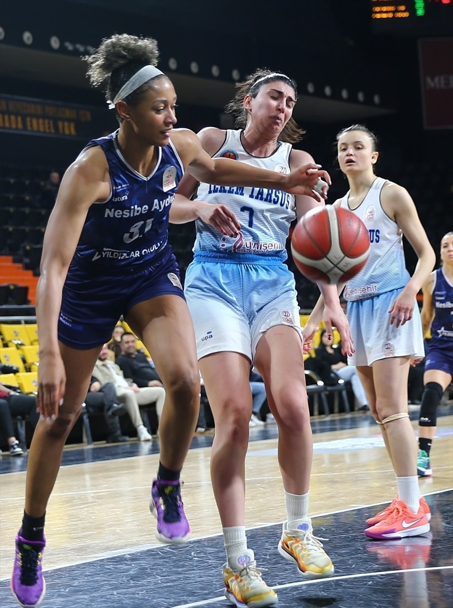 ING Kadınlar Basketbol Süper Ligi'nin 22. haftasında İlkem Yapı Tarsus Spor ile Nesibe Aydın...