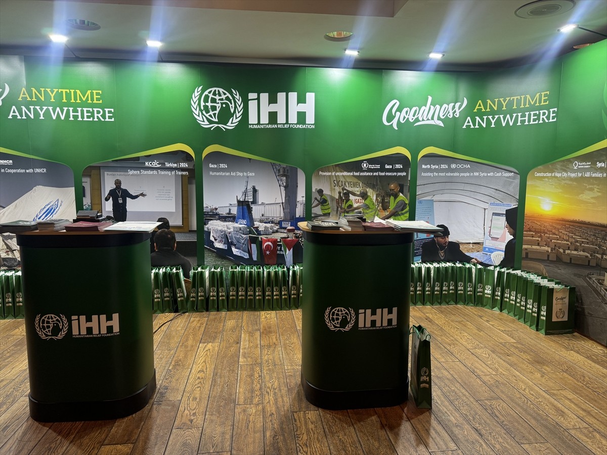 İnsan Hak ve Hürriyetleri (İHH) İnsani Yardım Vakfı, İngiltere'nin başkenti Londra'da ilki...