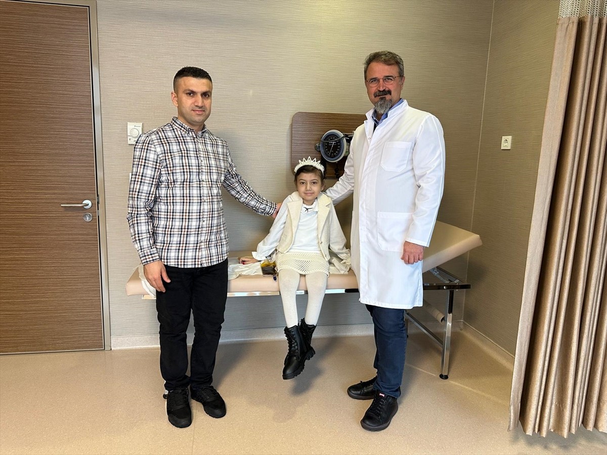 İstanbul'da yaşayan 9 yaşındaki Merve Sevgin, önce 4 yaşındaki kardeşi Hüseyin Sevgin'den ilik...