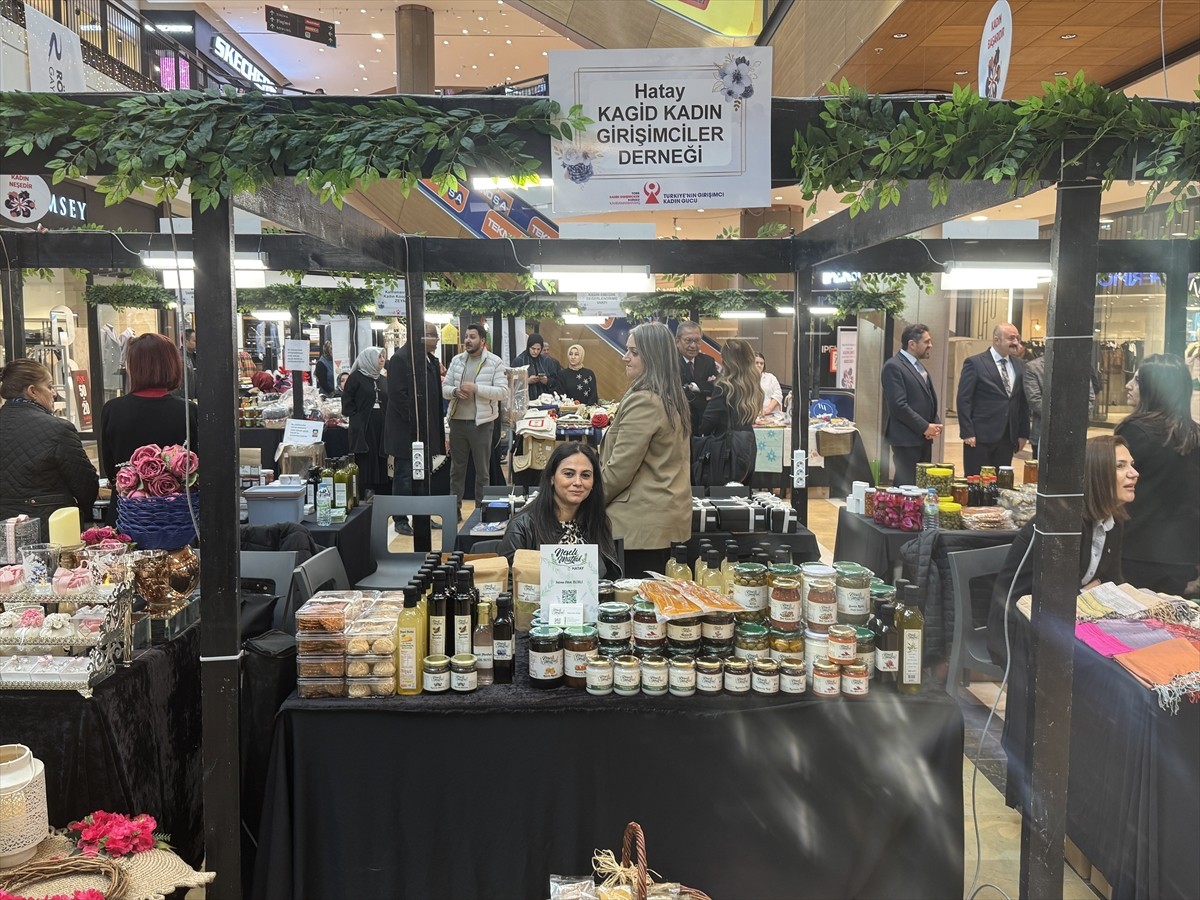 Kahramanmaraş'ta kadın istihdamına destek sağlanması amacıyla düzenlenen "Geleneksel 2. Kadın...