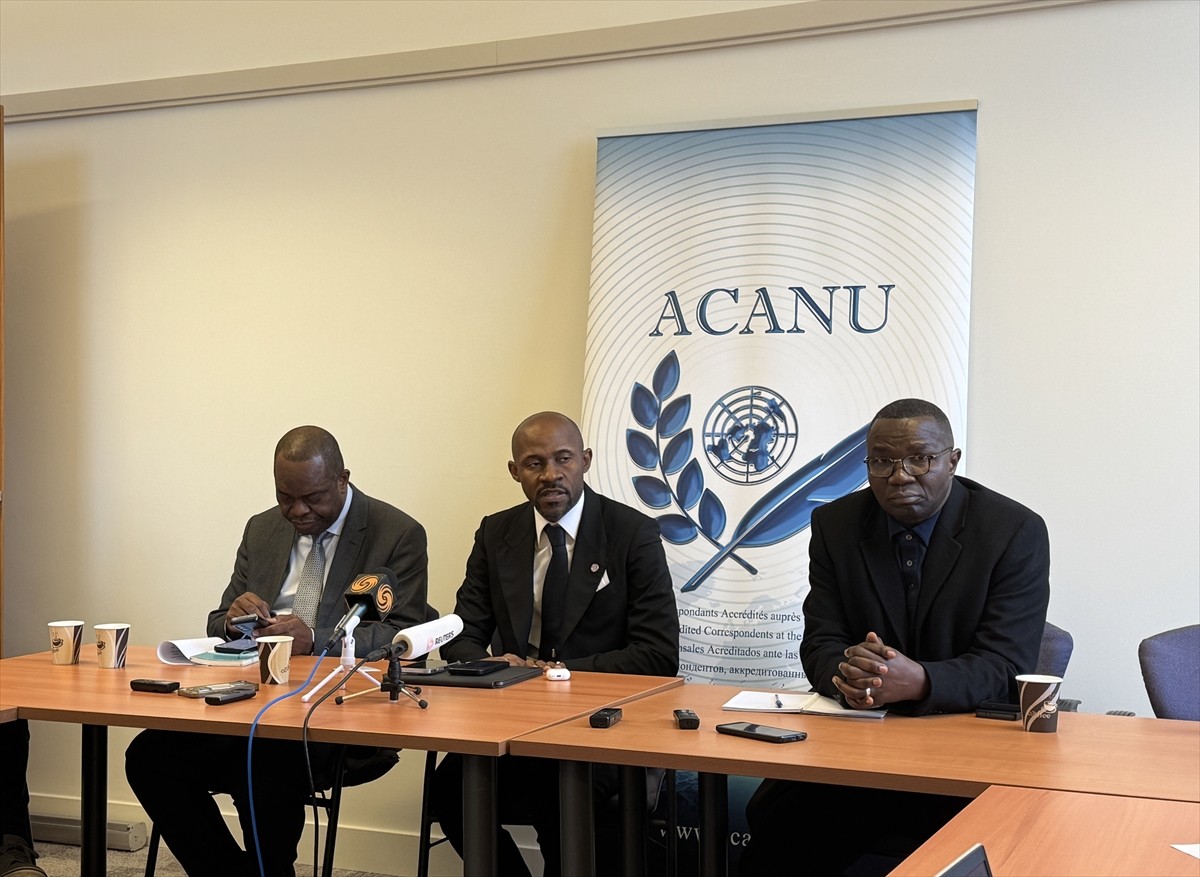 Kongo Demokratik Cumhuriyeti (KDC) Hükümet Sözcüsü Patrick Muyaya (ortada), Akredite Basın...