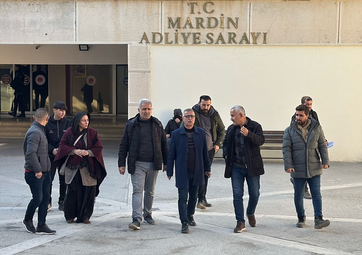 Mardin'in Derik ilçesinde yaklaşık 3 yıl önce art arda meydana gelen, 1 polis memurunun şehit...