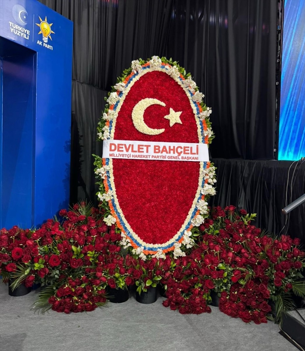 MHP Genel Başkanı Devlet Bahçeli, AK Parti 8'inci Olağan Büyük Kongresi'ne milli birlik ve...