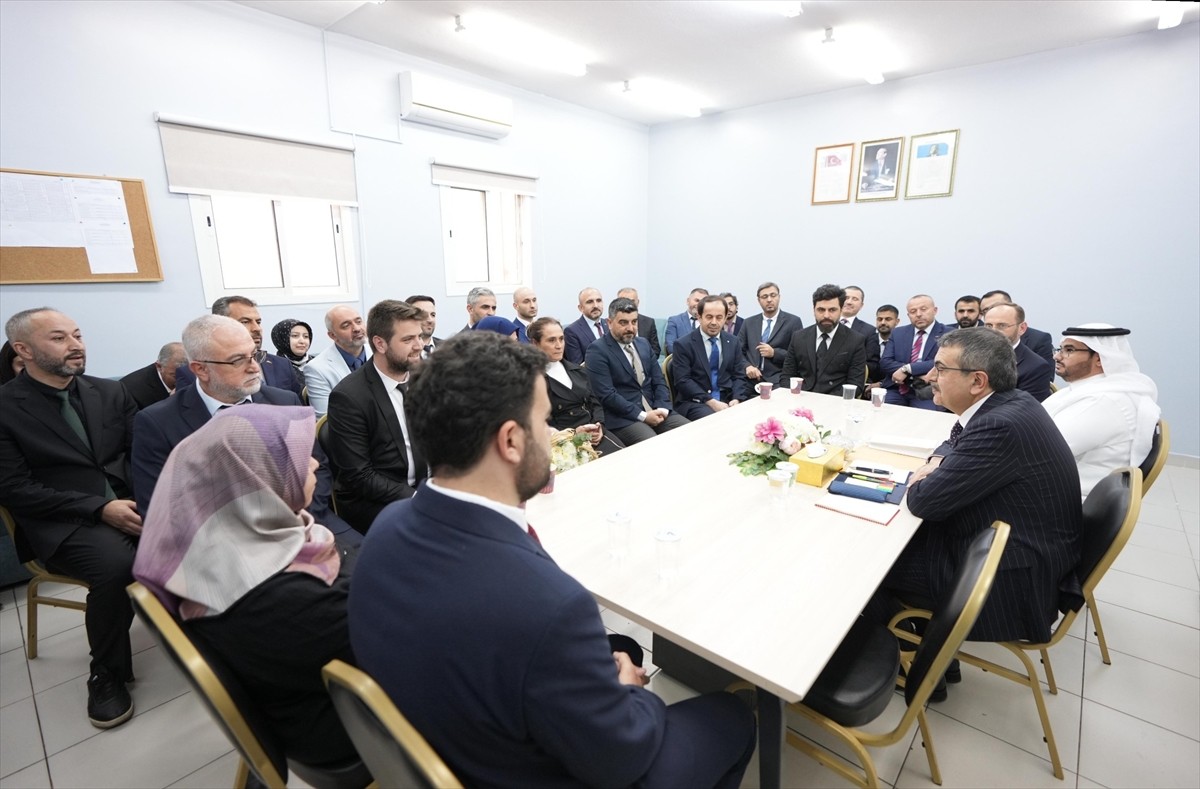Milli Eğitim Bakanı Yusuf Tekin, Suudi Arabistan'daki temasları kapsamında Uluslararası Türk...