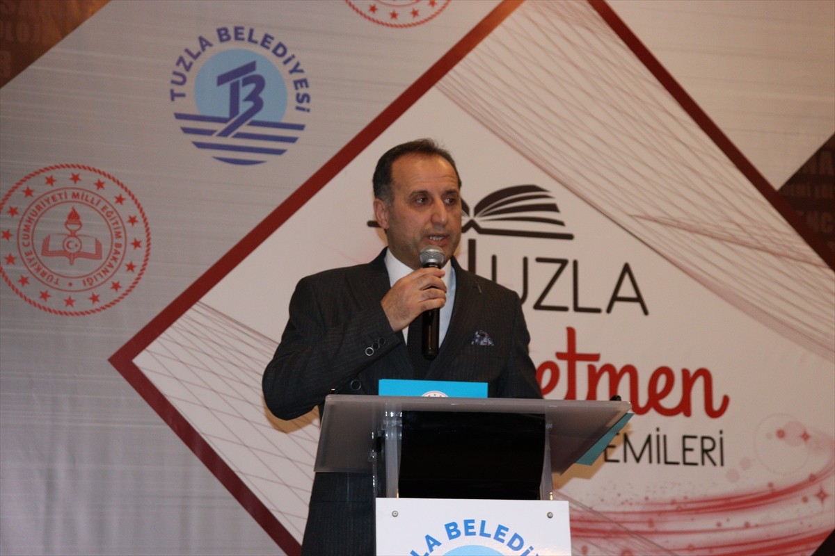 Öğretmenlerin mesleki ve kişisel gelişimlerini en üst seviyeye taşımak için hayata geçirilen Tuzla...