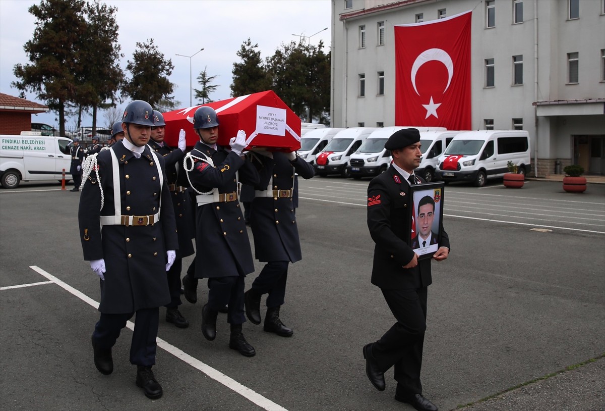 Rize'de aniden rahatsızlanması sonucu kaldırıldığı hastanede hayatını kaybeden Jandarma Uzman...