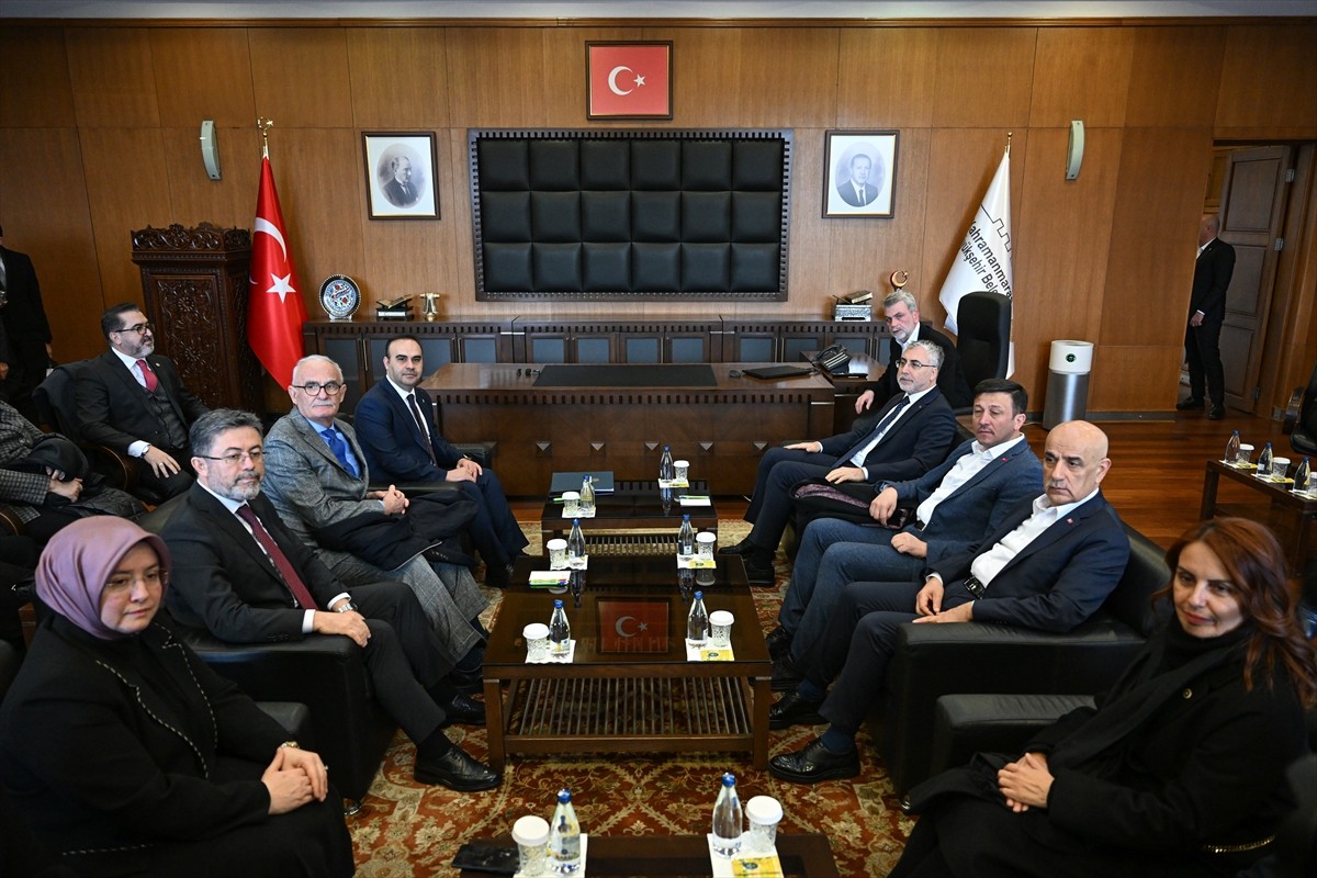 Sanayi ve Teknoloji Bakanı Mehmet Fatih Kacır, Tarım ve Orman Bakanı İbrahim Yumaklı, Çalışma ve...