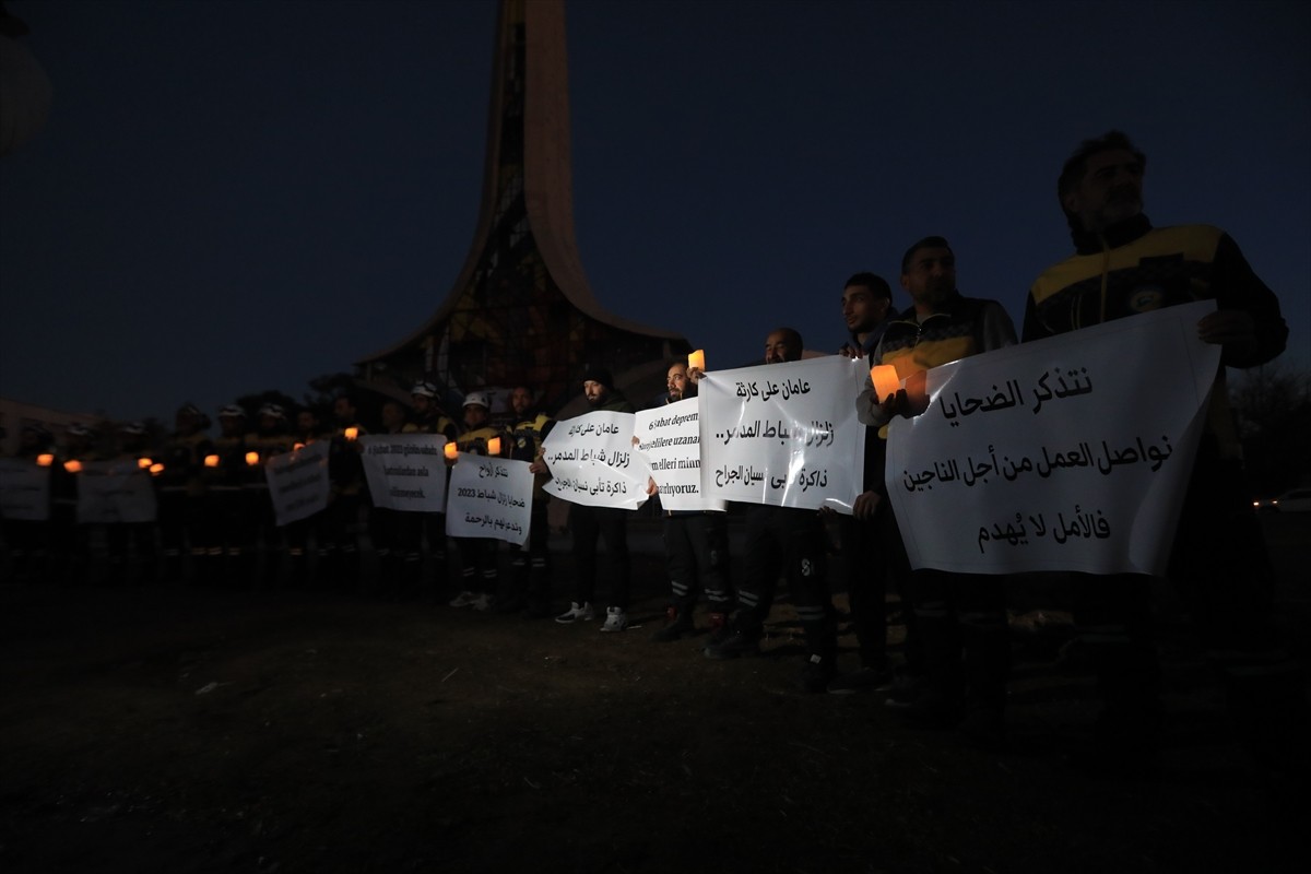 Suriye'nin başkenti Şam'da, Kahramanmaraş merkezli 6 Şubat 2023'te meydana gelen depremlerde...