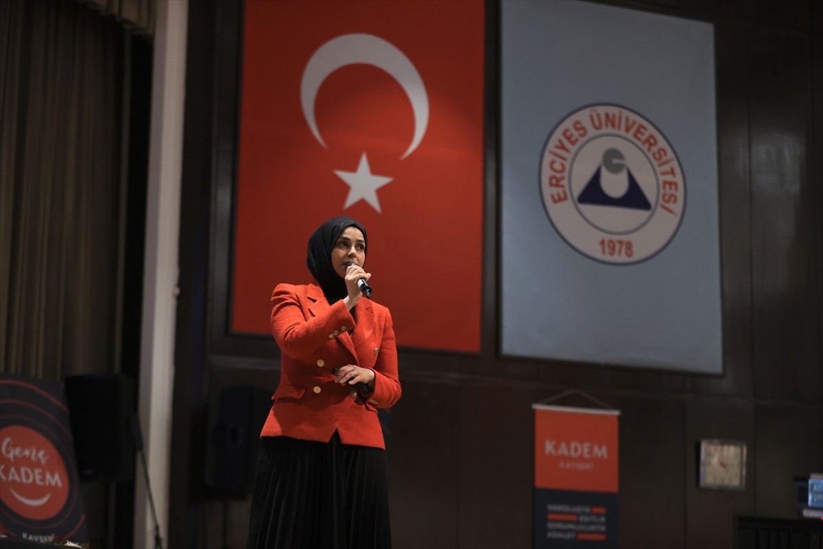 T3 Vakfı Yönetim Kurulu Başkanı ve Genel Müdürü Elvan Kuzucu Hıdır, çeşitli temaslarda bulunmak...