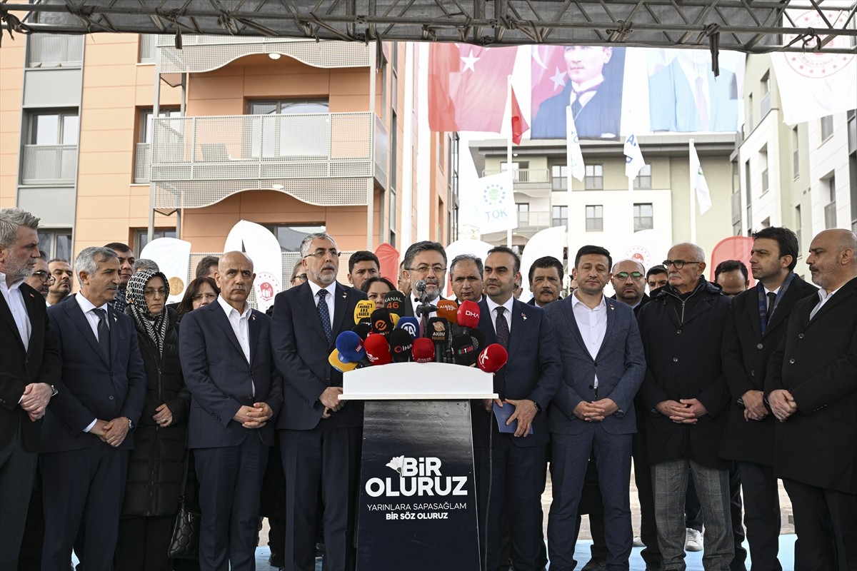 Tarım ve Orman Bakanı İbrahim Yumaklı, Kahramanmaraş'taki Azerbaycan Caddesi'nde Sanayi ve...