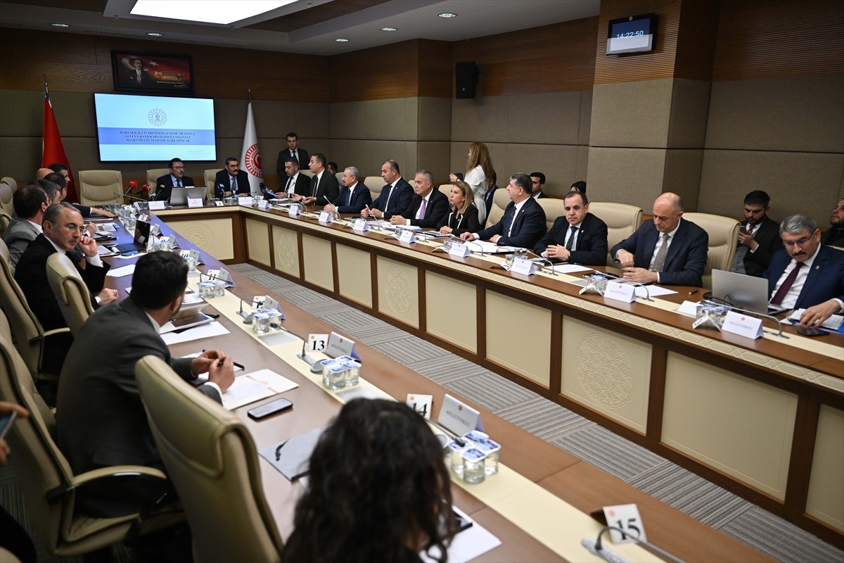 TBMM Kartalkaya Kayak Merkezi Otel Yangınını Araştırma Komisyonu, AK Parti Erzurum Milletvekili...