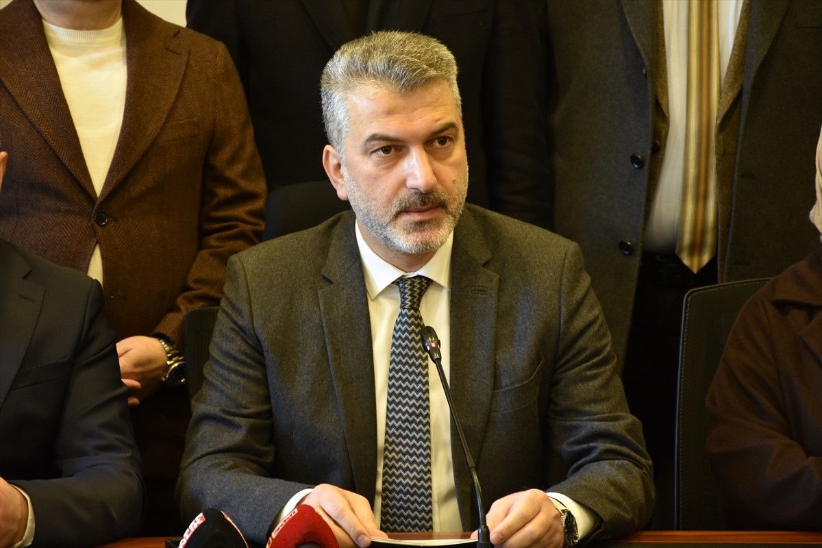 Trabzon, Ordu, Giresun, Artvin, Bayburt ve Gümüşhane'de AK Parti İl başkanlıklarınca "postmodern...