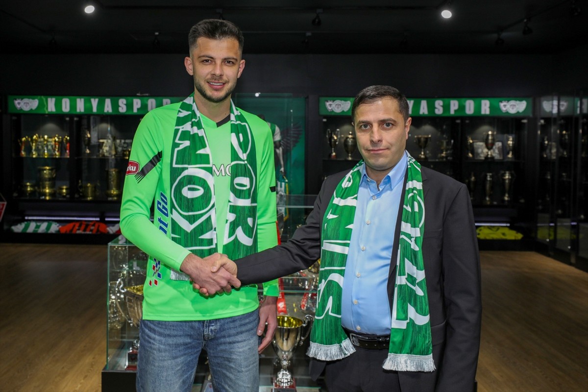 Trendyol Süper Lig ekiplerinden TÜMOSAN Konyaspor, Ahmet Daş’ı renklerine bağladı.