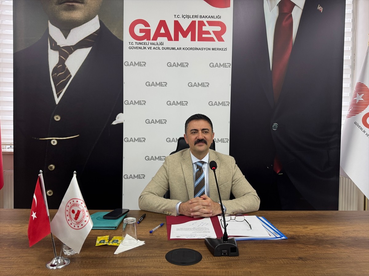 Tunceli Valisi ve Belediye Başkan Vekili Bülent Tekbıyıkoğlu başkanlığında 112 Acil Çağrı...