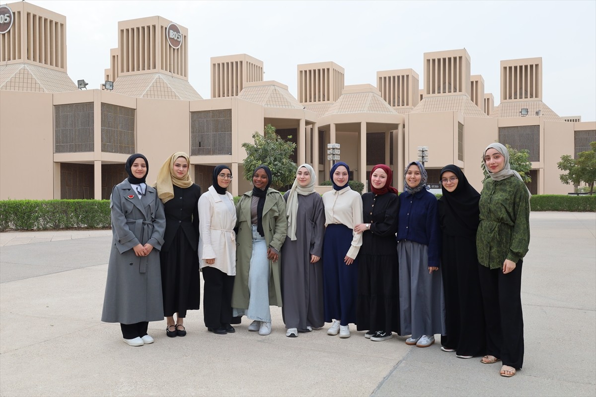 Türkiye’nin Doha Büyükelçiliği’nin girişimleri ve Türkiye Maarif Vakfı (TMV) ile Katar...