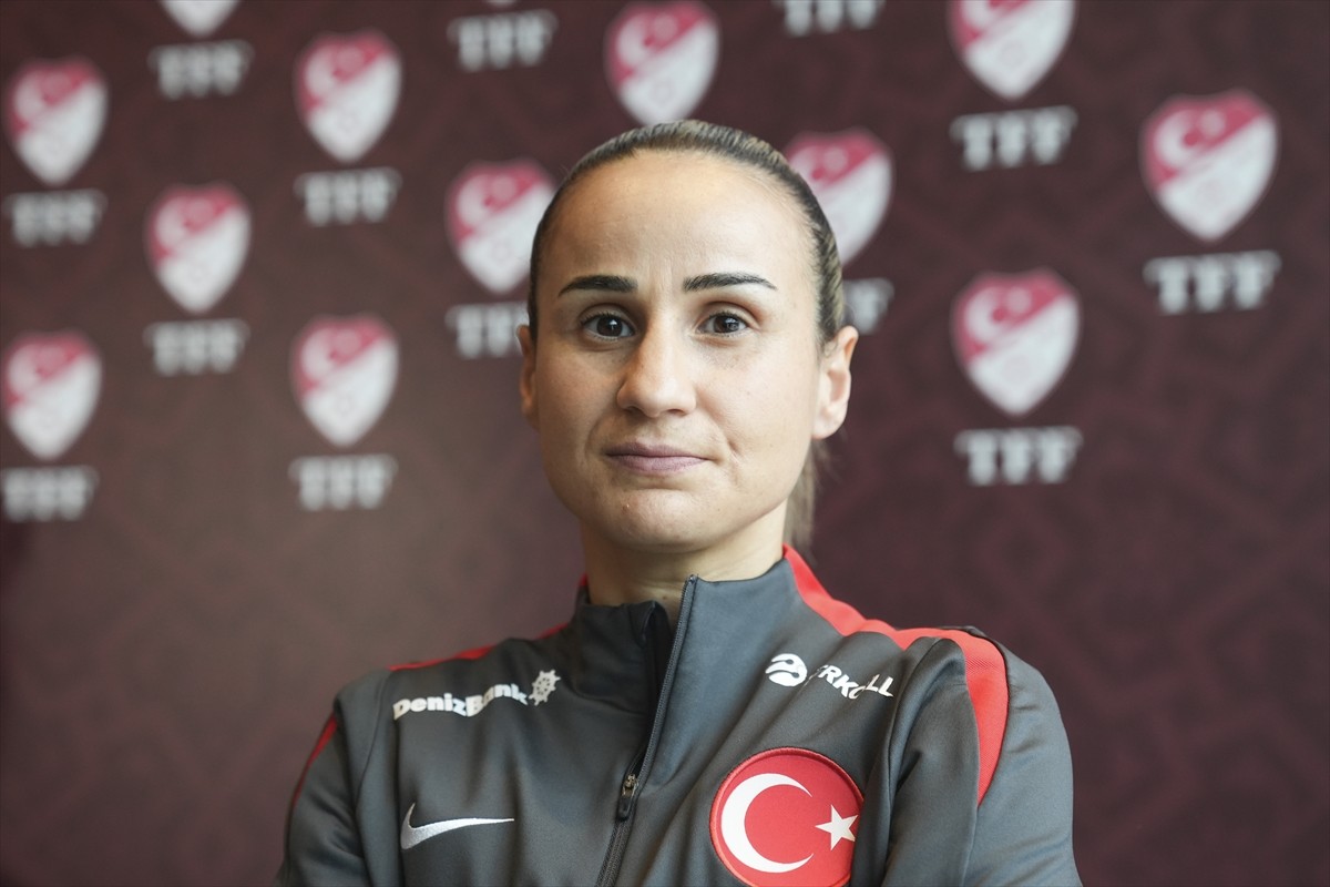 Uluslar B Ligi'nde mücadele edecek A Milli Kadın Futbol Takımı, 2. Grup'taki ilk hafta maçında 21...