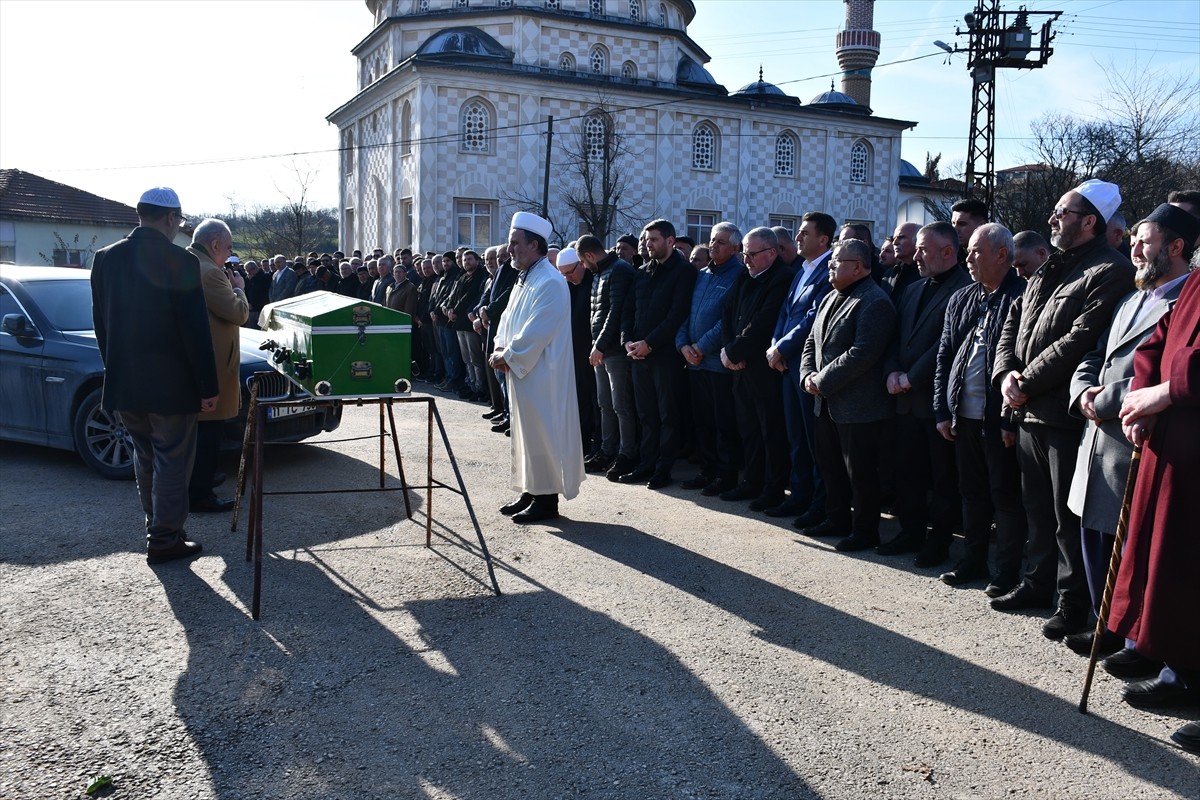 AK Parti Yerel Yönetimler Başkan Yardımcısı Selim Yağcı'nın 90 yaşında hayatını kaybeden babası...