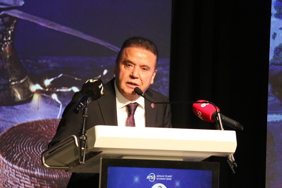 Antalya Ticaret ve Sanayi Odası (ATSO) tarafından iftar programı düzenlendi. Programda, ATSO...