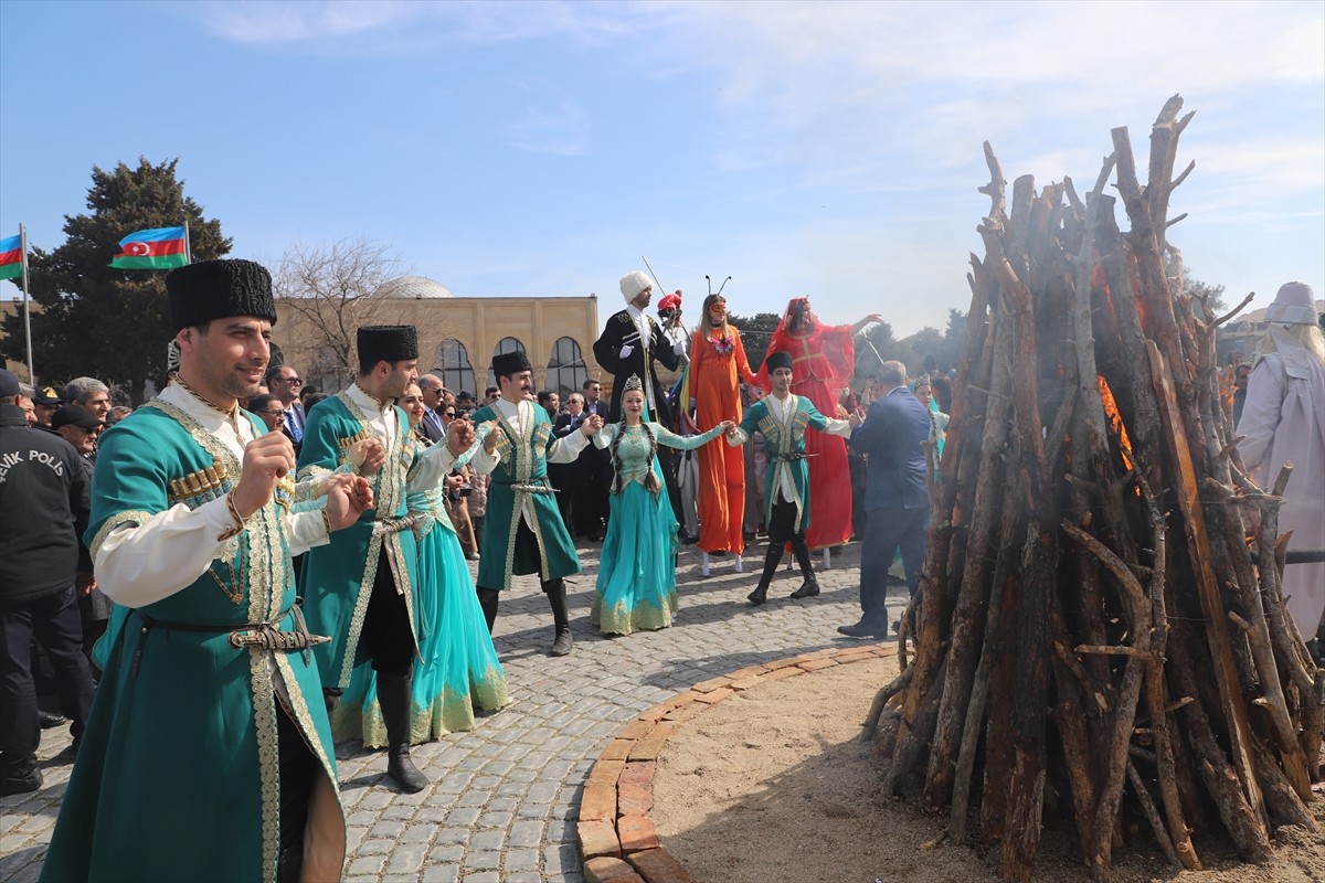 Azerbaycan'da Türk dünyasının en önemli bayramlarından, baharın habercisi kabul edilen Nevruz...