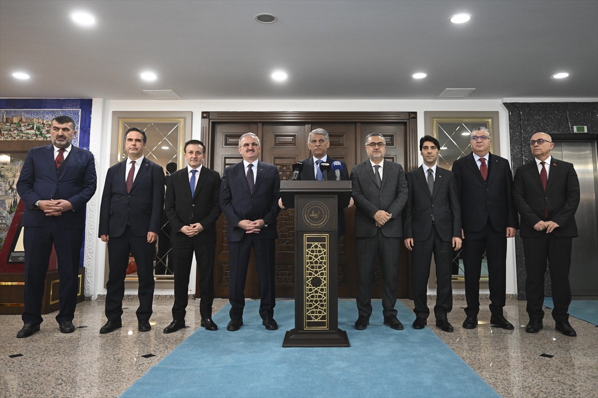 Bakanlıklararası Hac ve Umre Kurulu Üyesi, Kültür ve Turizm Bakan Yardımcısı Nadir Alpaslan...