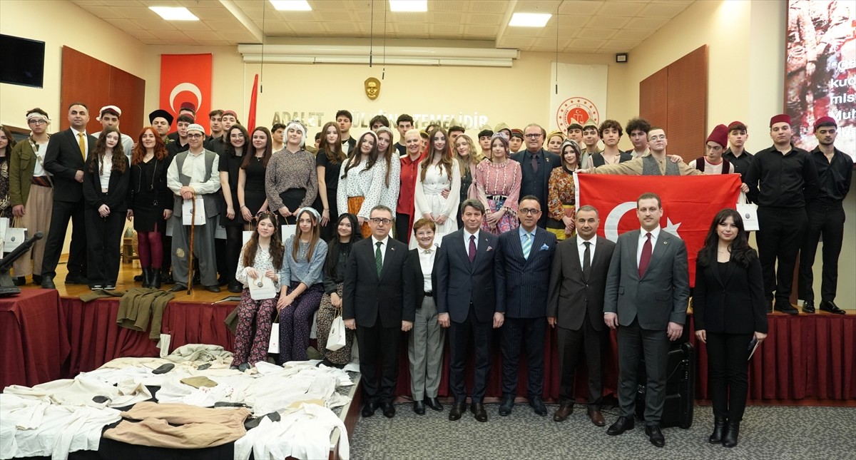 Bakırköy Adliyesi'nde, 18 Mart Şehitleri Anma Günü ve Çanakkale Deniz Zaferi'nin 110. yıl dönümü...