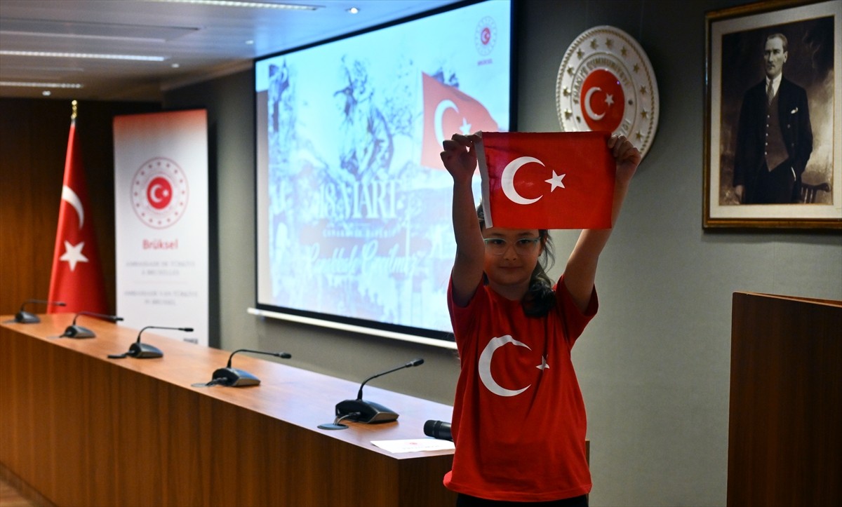Belçika'nın başkenti Brüksel'de, 18 Mart Şehitleri Anma Günü ve Çanakkale Deniz Zaferi'nin...