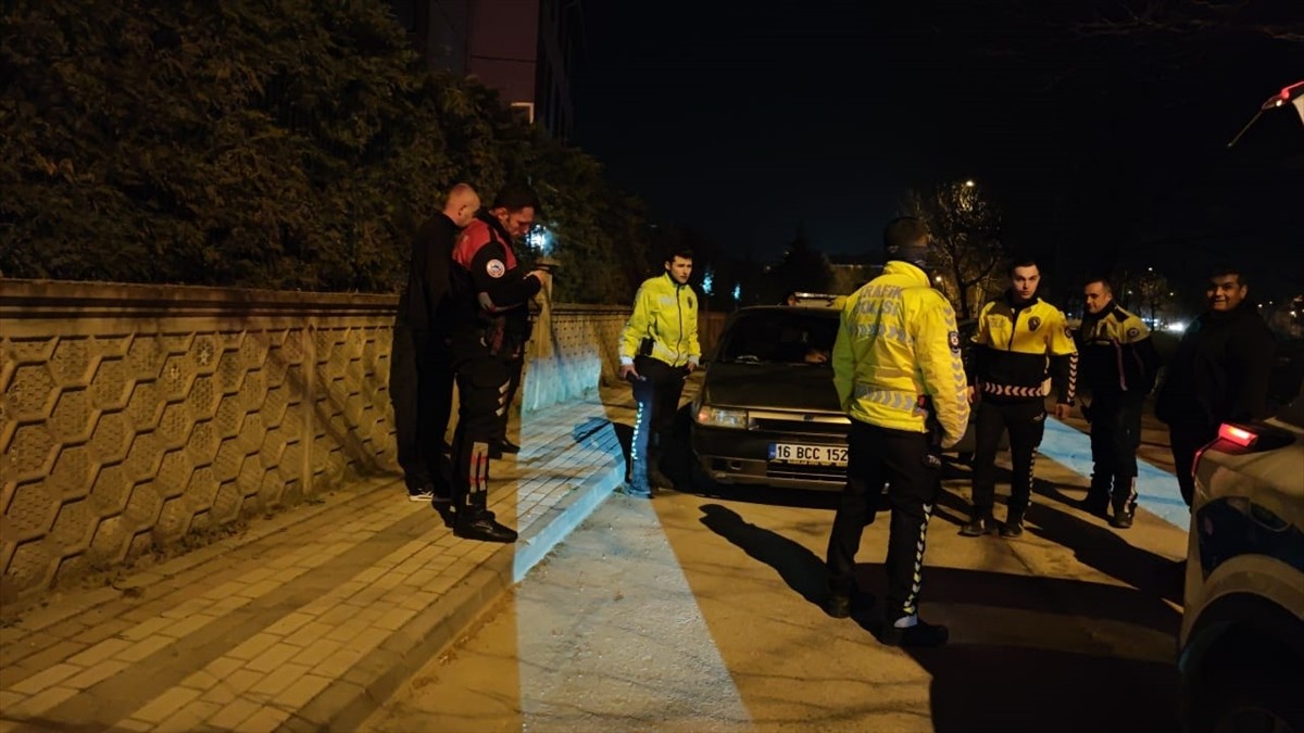 Bursa'nın İnegöl ilçesinde uygulama noktasından kaçan alkollü ve ehliyetsiz sürücüye 90 bin lira...