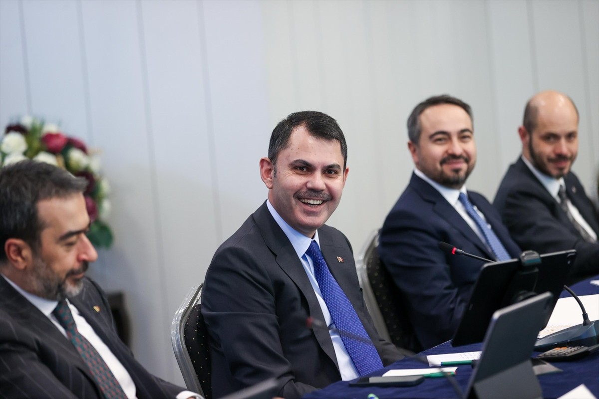 Çevre, Şehircilik ve İklim Değişikliği Bakanı Murat Kurum, AK Parti Ankara İl Teşkilatı ile bir...