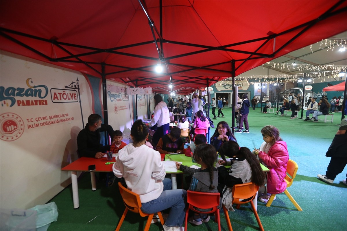 Çevre, Şehircilik ve İklim Değişikliği Bakanlığınca, Hatay'ın İskenderun Ramazan Panayırı...