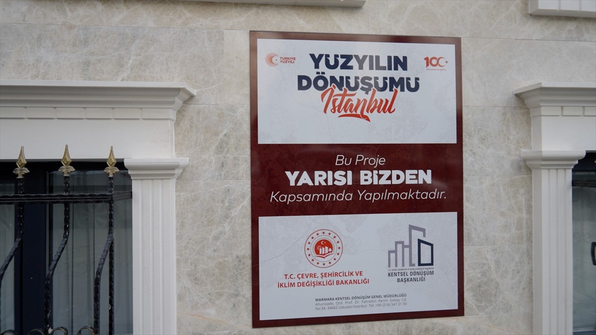 Çevre, Şehircilik ve İklim Değişikliği Bakanlığının İstanbul'da kentsel dönüşüm için başlattığı...