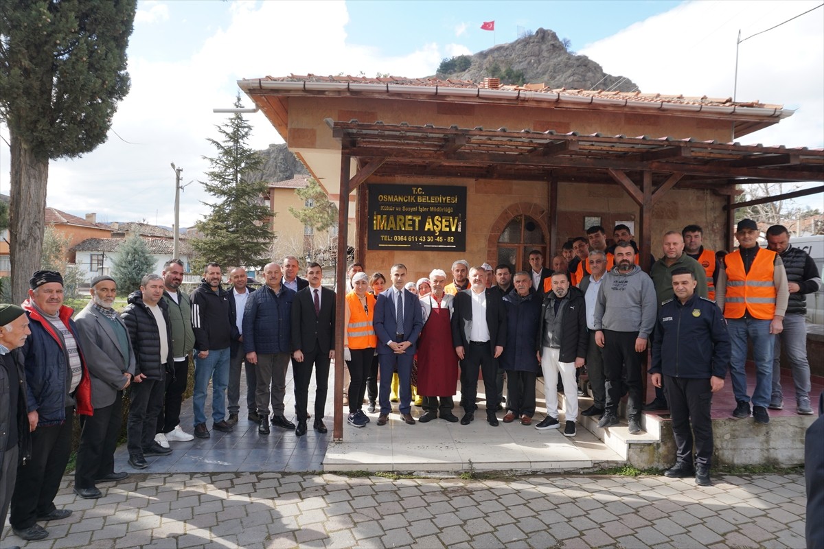 Çorum'un Osmancık ilçesinde yer alan tarihi İmaret Aşevi'nde hazırlanan yemekler, iftar öncesinde...