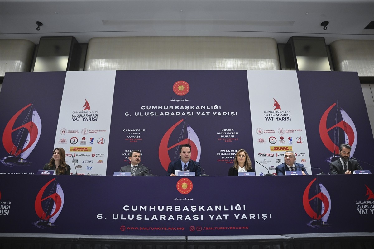 Cumhurbaşkanlığı 6. Uluslararası Yat Yarışları'nın basın toplantısı İstanbul'da bir otelde...